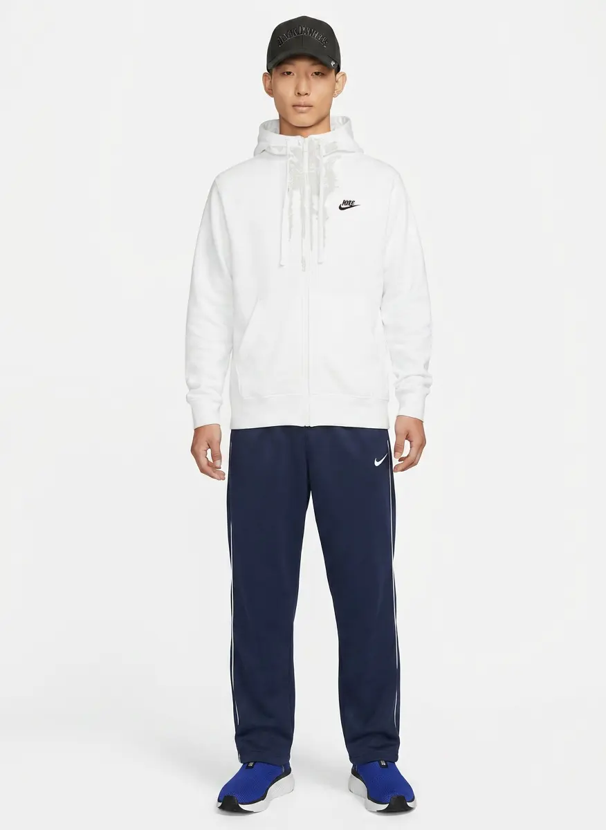Urban Athleisure Style