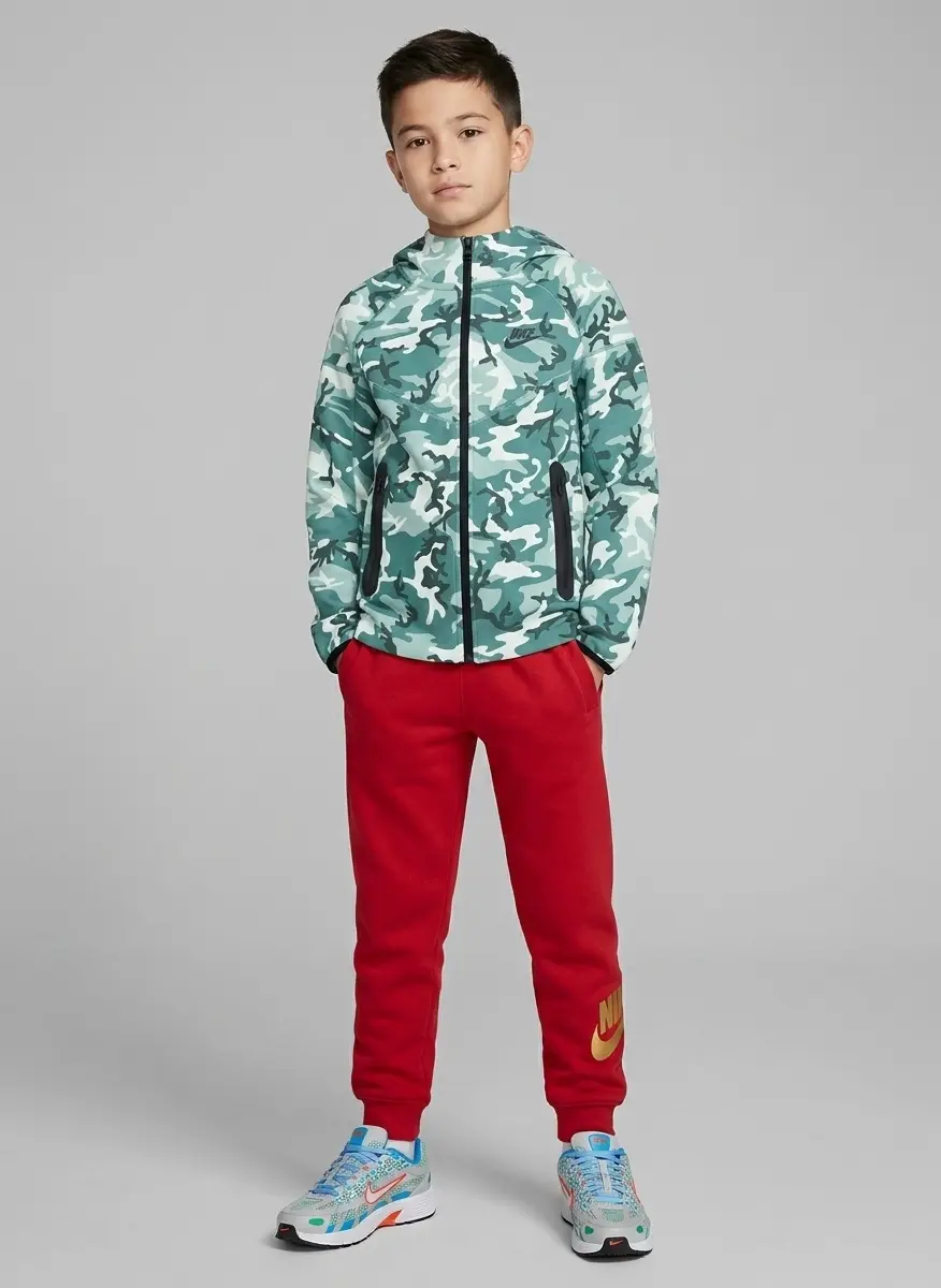 Urban Camo Explorer