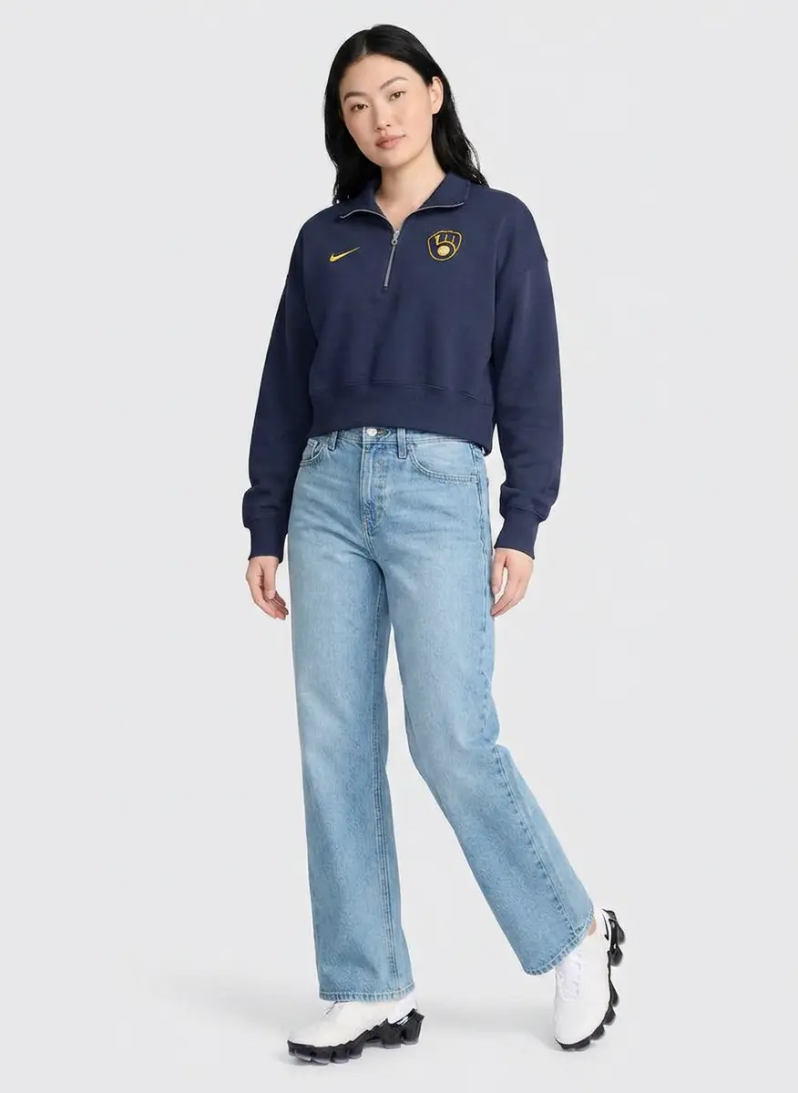 Casual Stadium Style