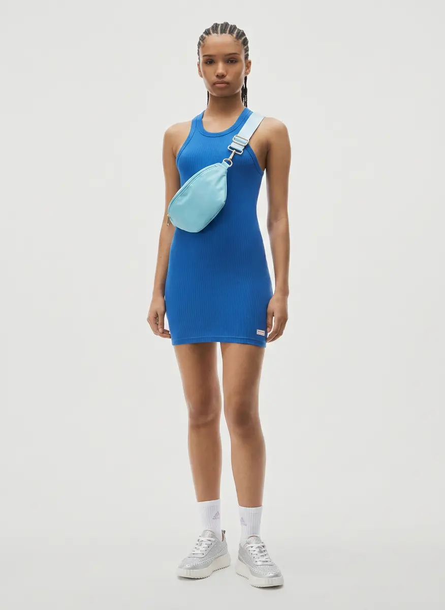 Monochromatic Blue Chill