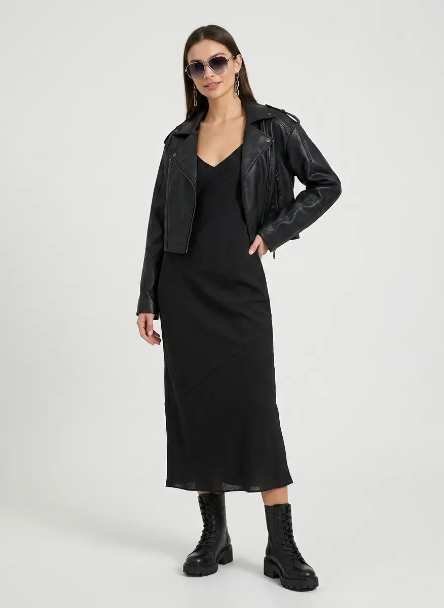 Edgy Monochrome