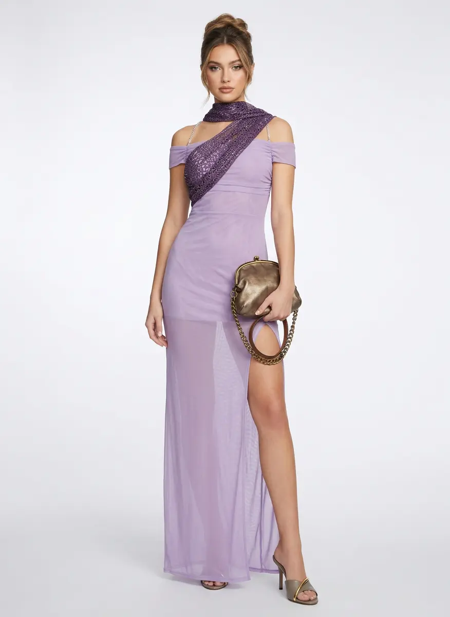 Royal Lace & Gold Elegance