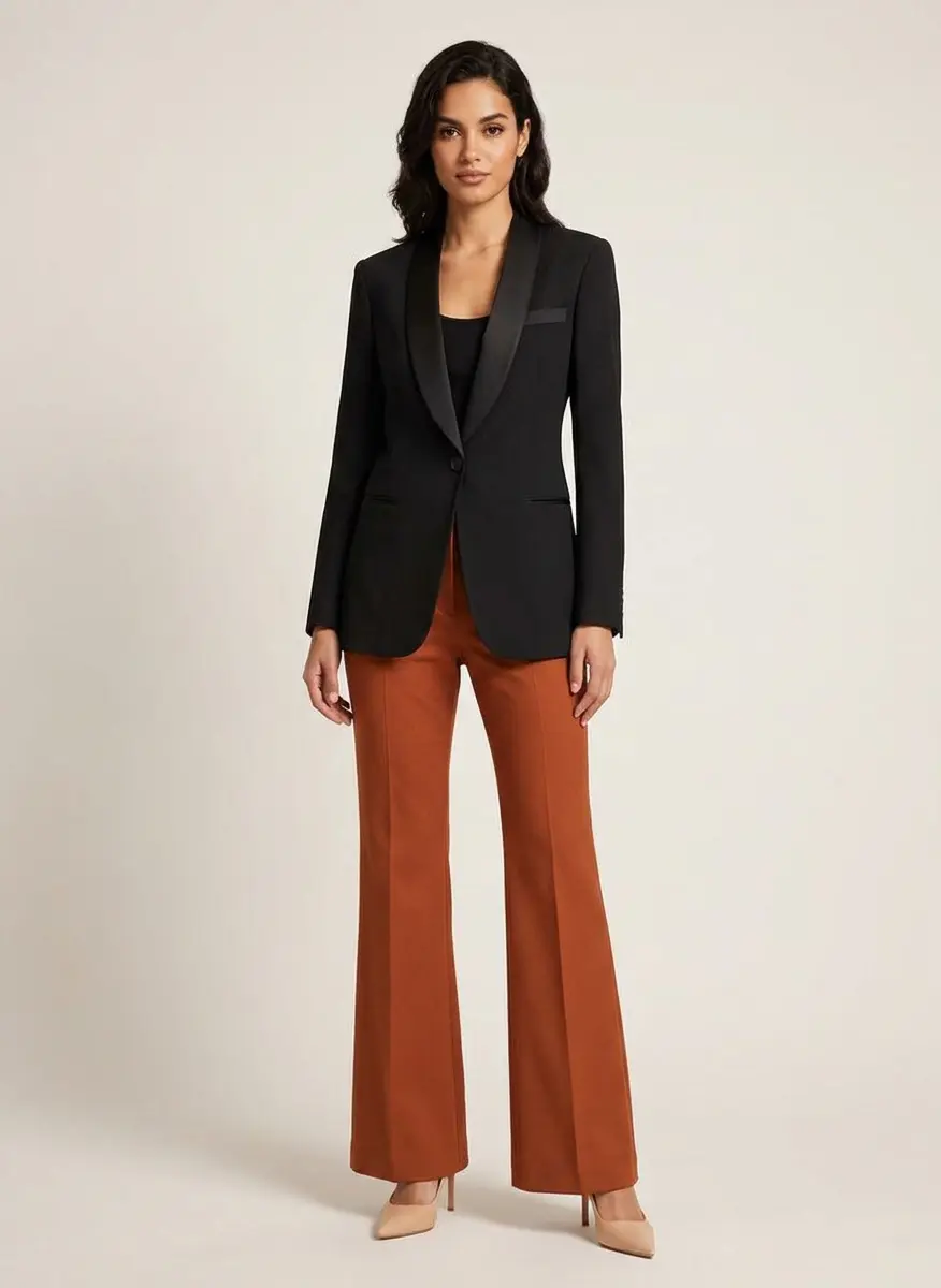 Modern Tailored Contrast