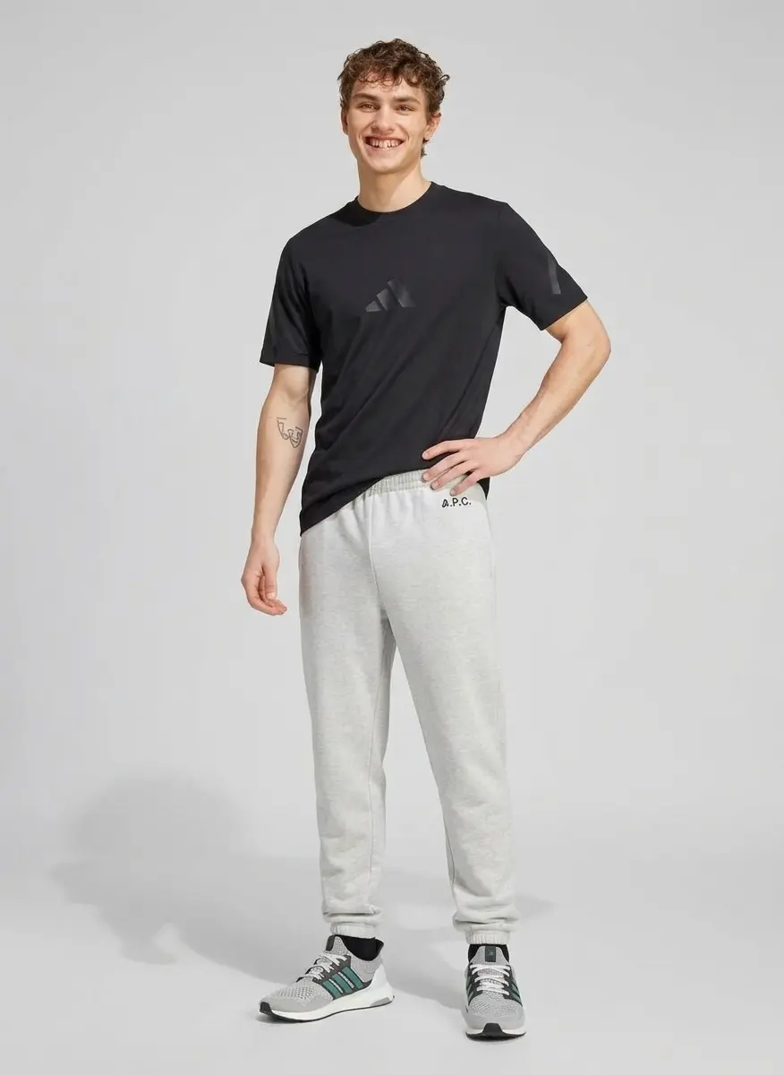 Urban Athletic Monochrome