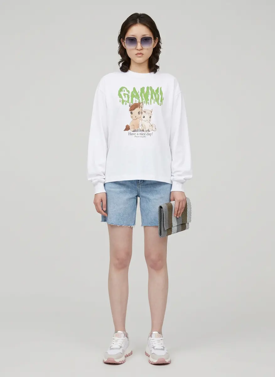 Modern Minimalist Sporty