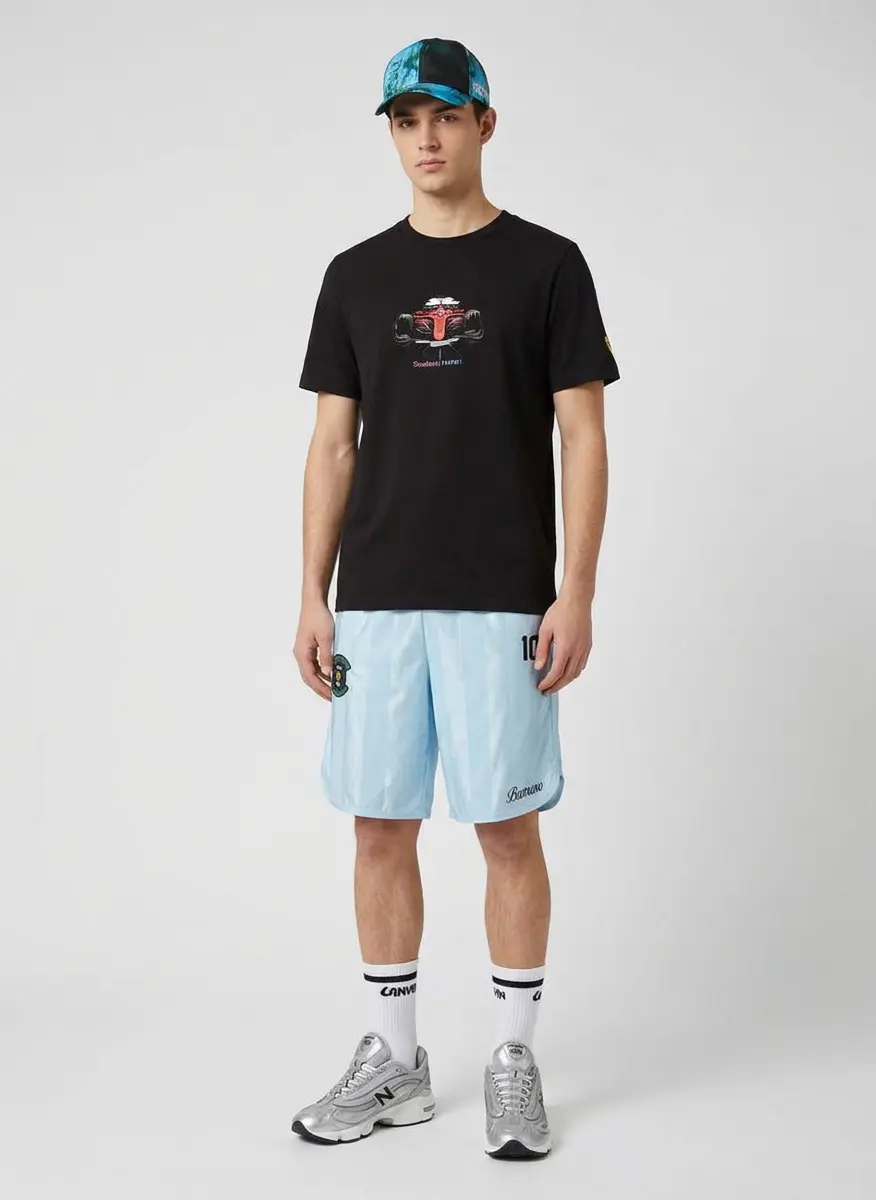 Sporty Heritage Vibe
