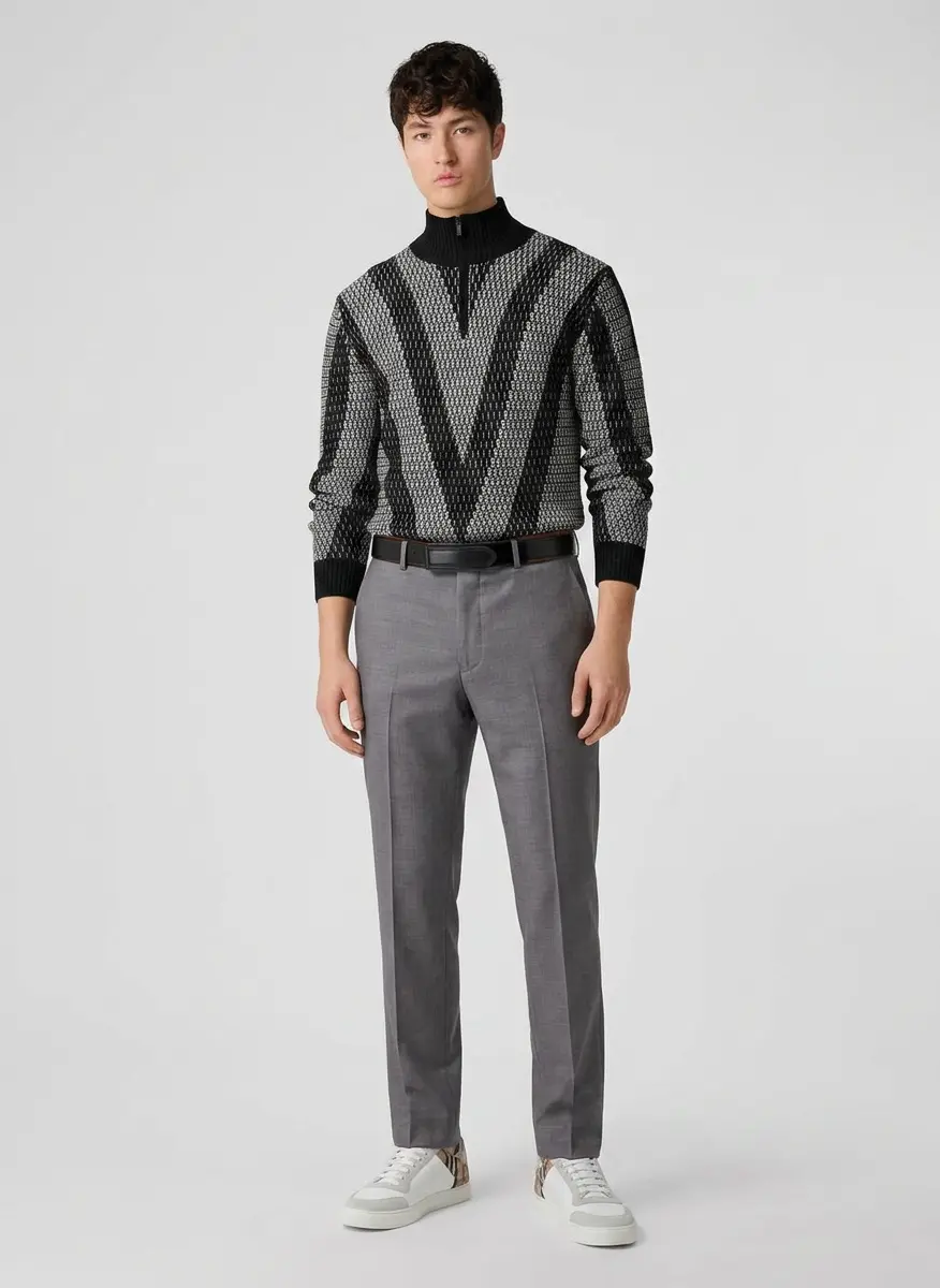 Refined Monochrome Weekend