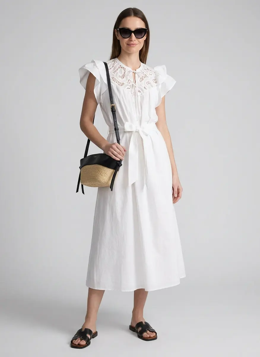 Sophisticated Urban Contrast