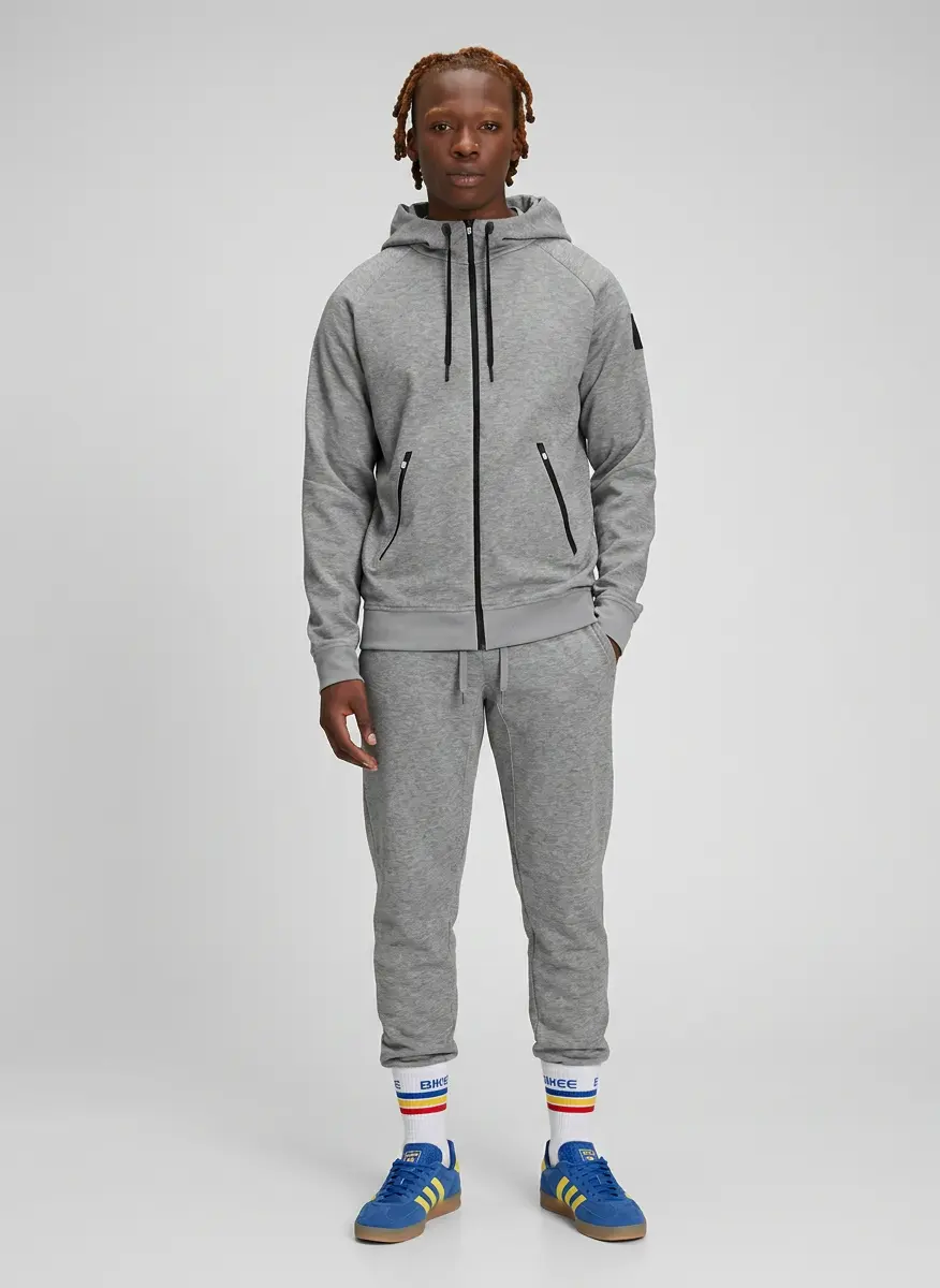 Sporty Weekend Tech