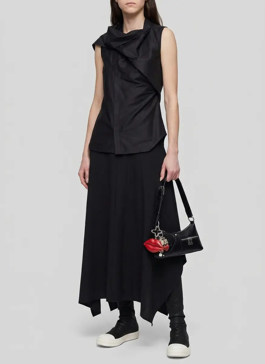 Sculptural Silhouette