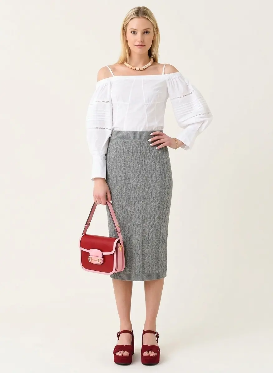 Romantic Bold Accents