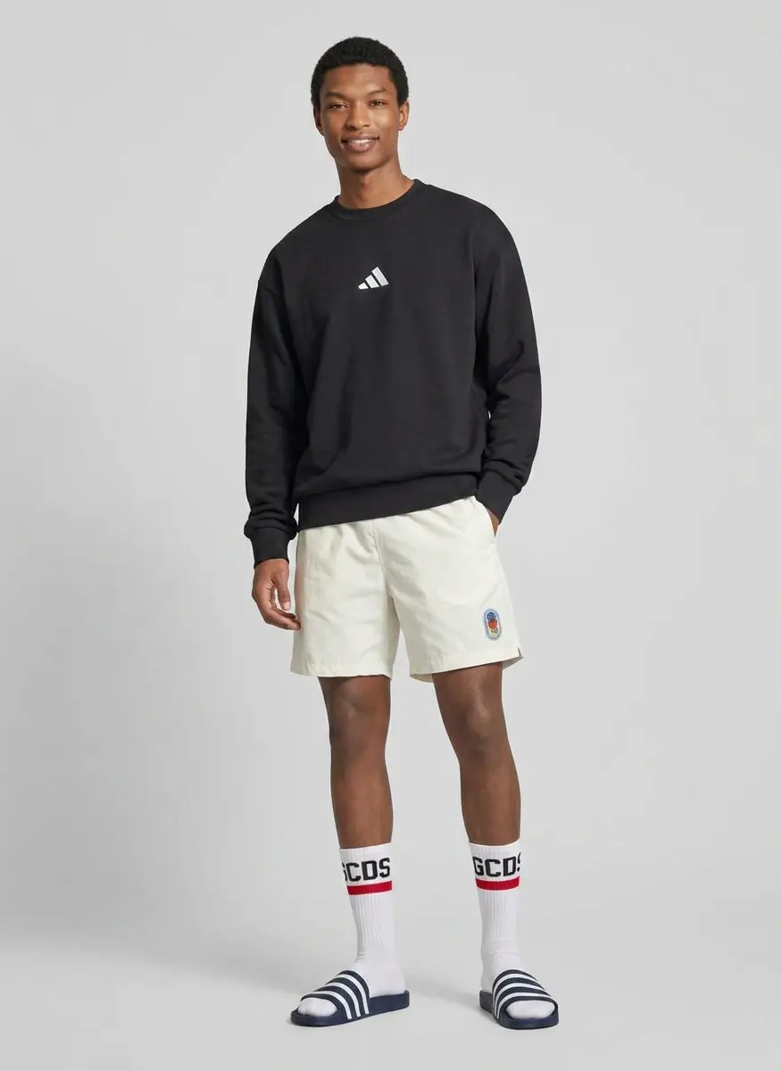 Sporty Heritage Look