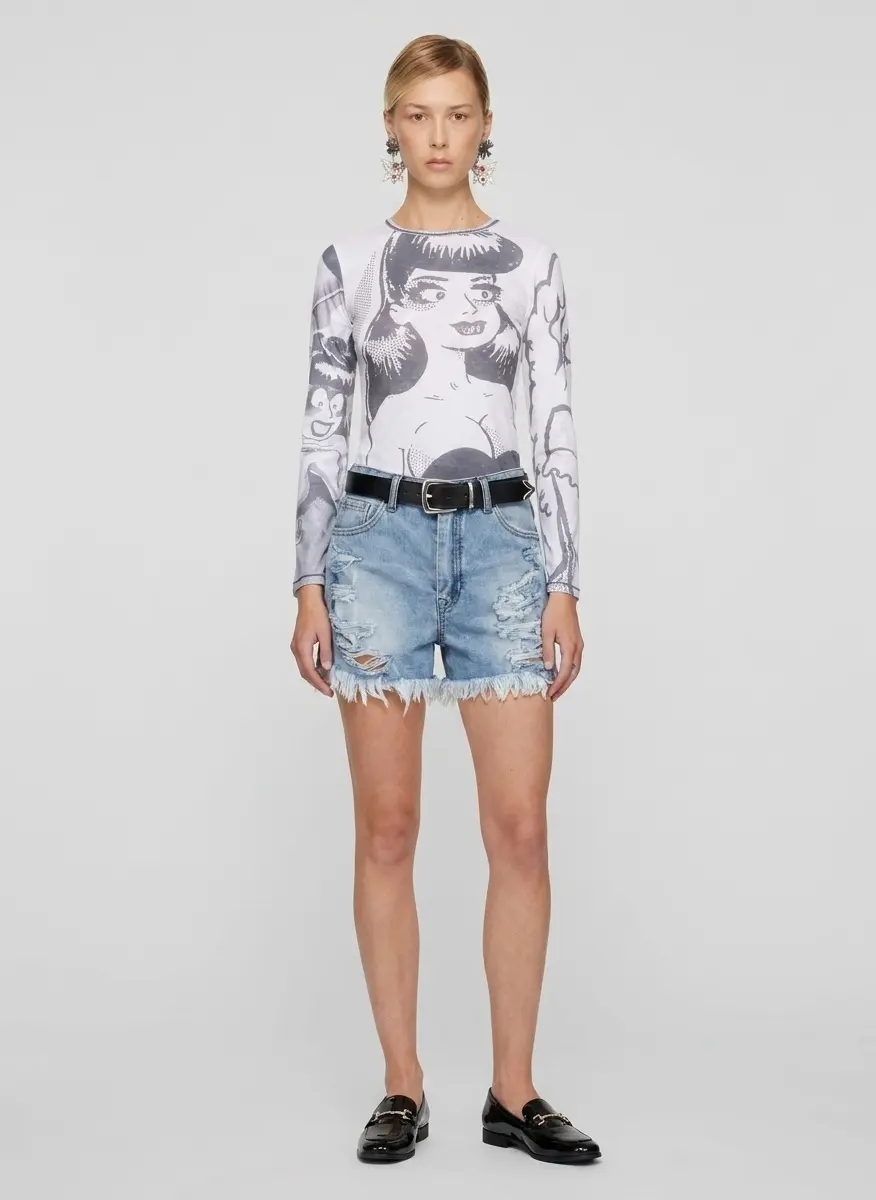 Casual Chic Minimalism