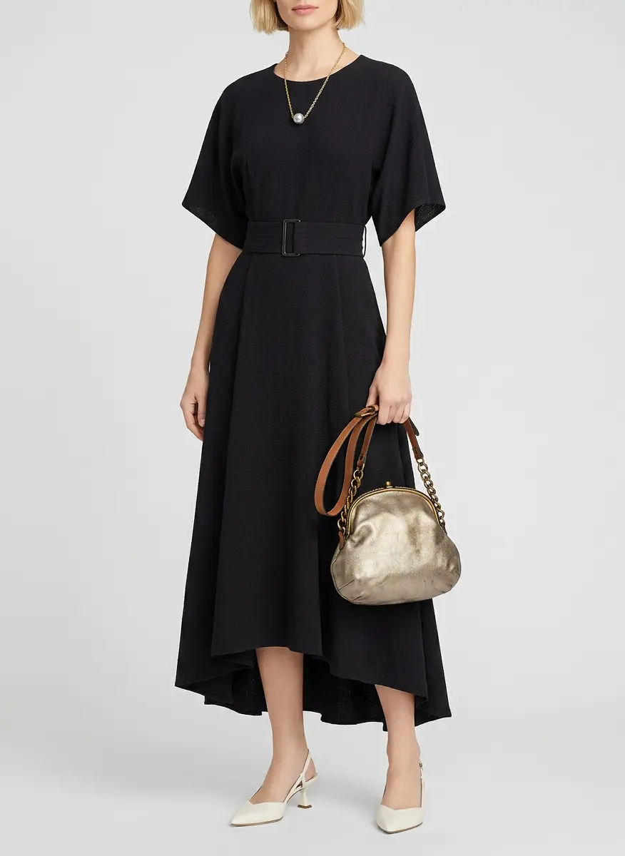 Sophisticated Monotone Contrast