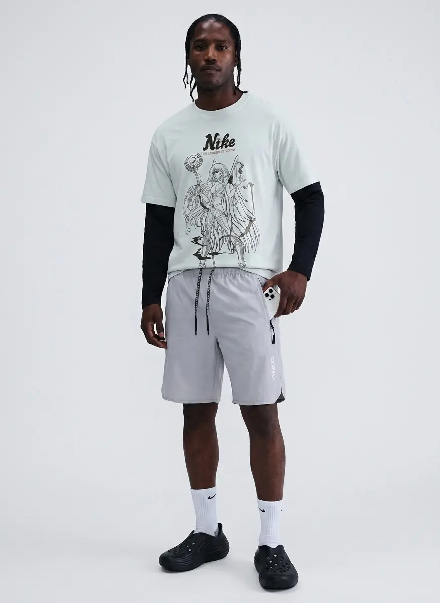 Monochrome Minimalist