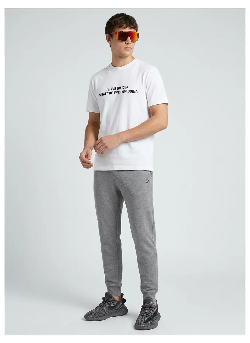 Minimalist Athleisure
