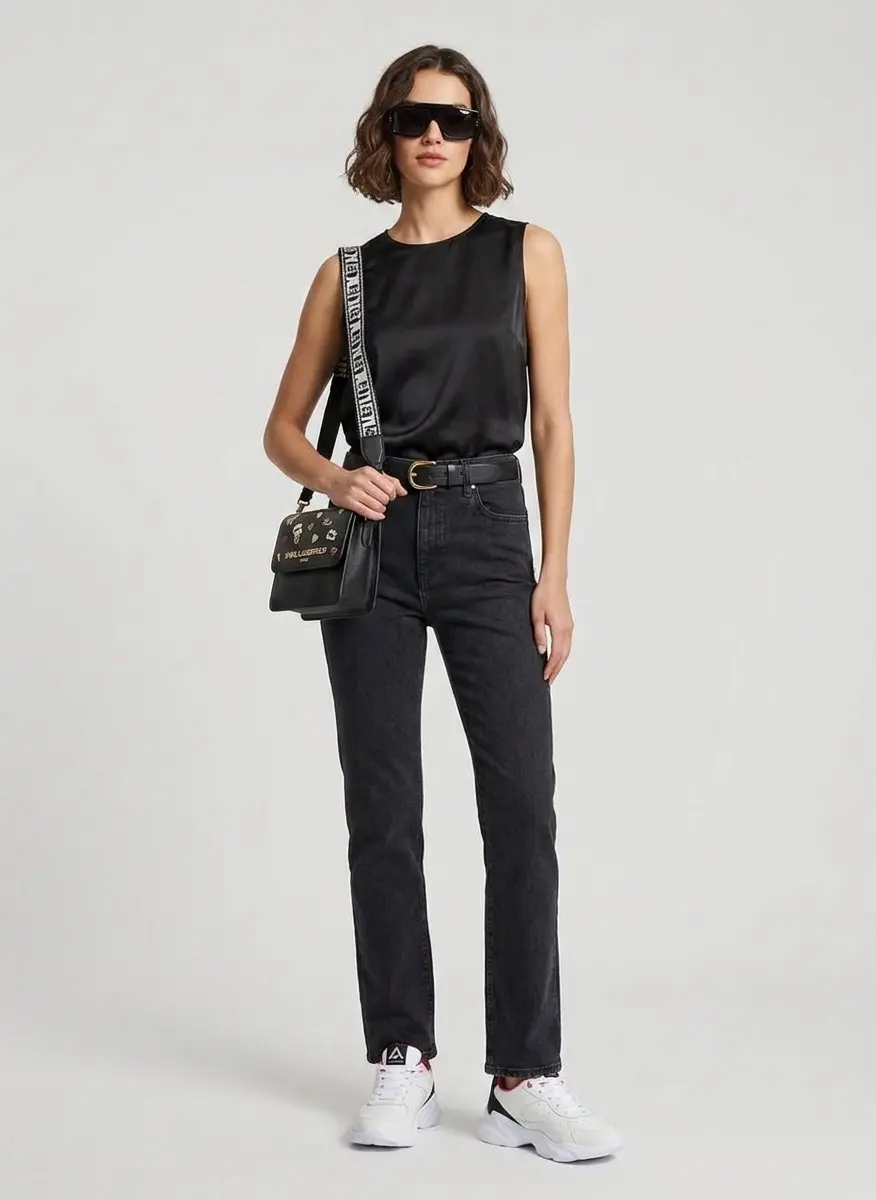Modern Weekend Luxe