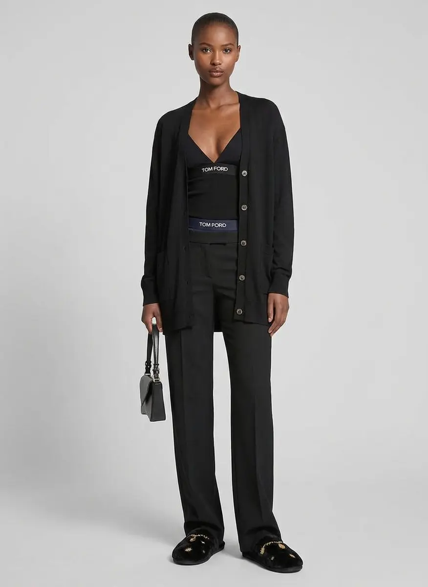 Modernist Cashmere Comfort