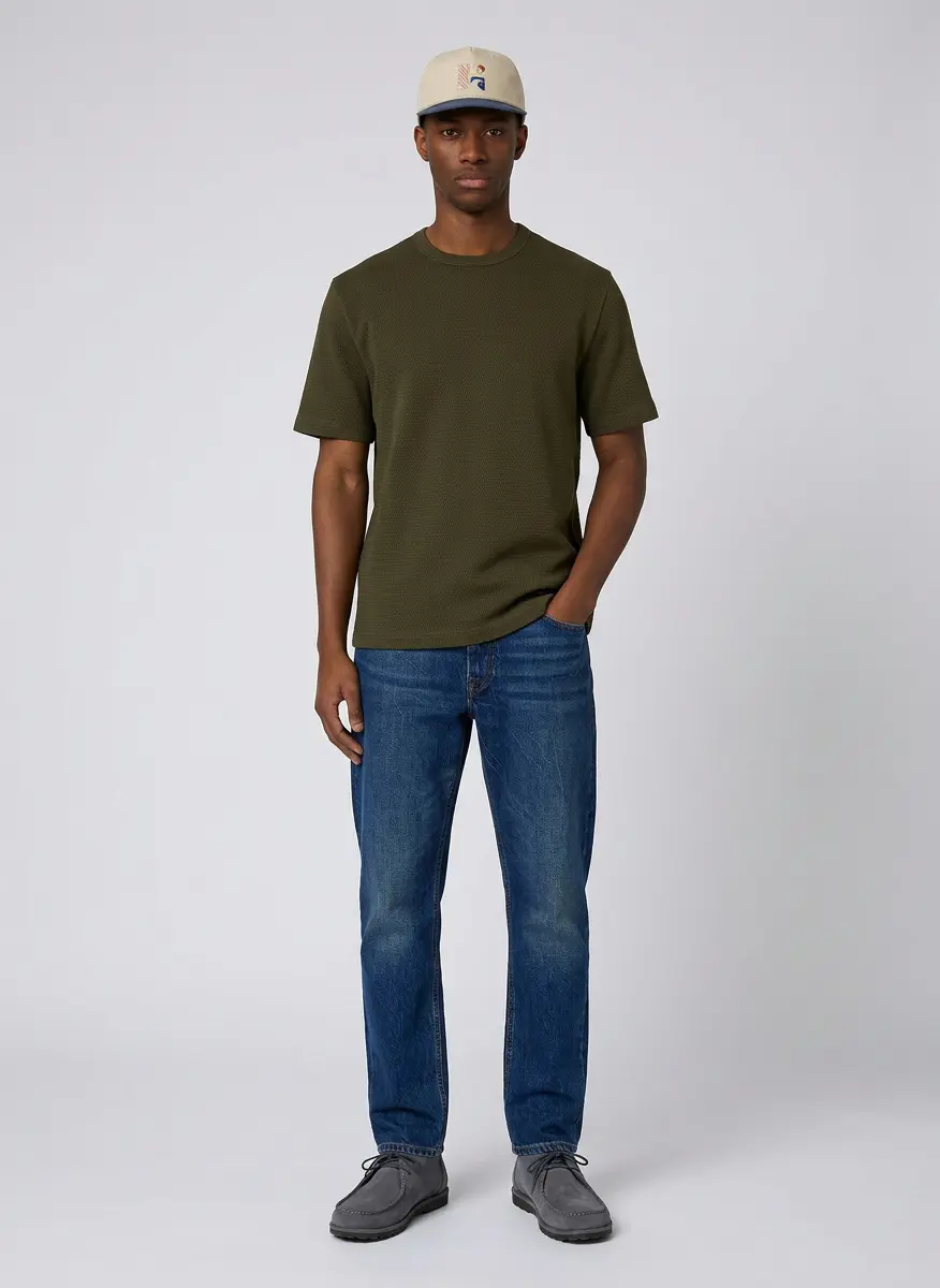 Modern Minimalist Casual