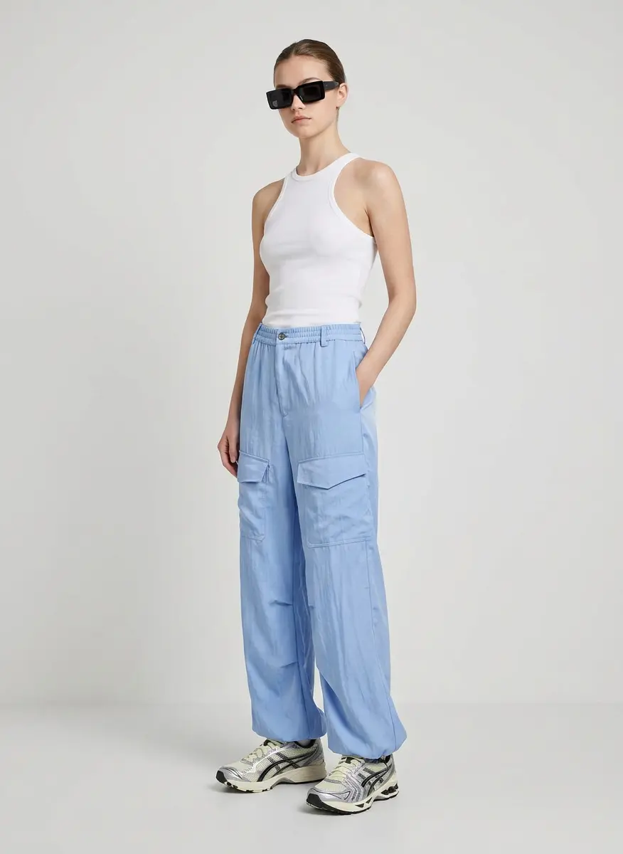 Casual Minimalist Utility