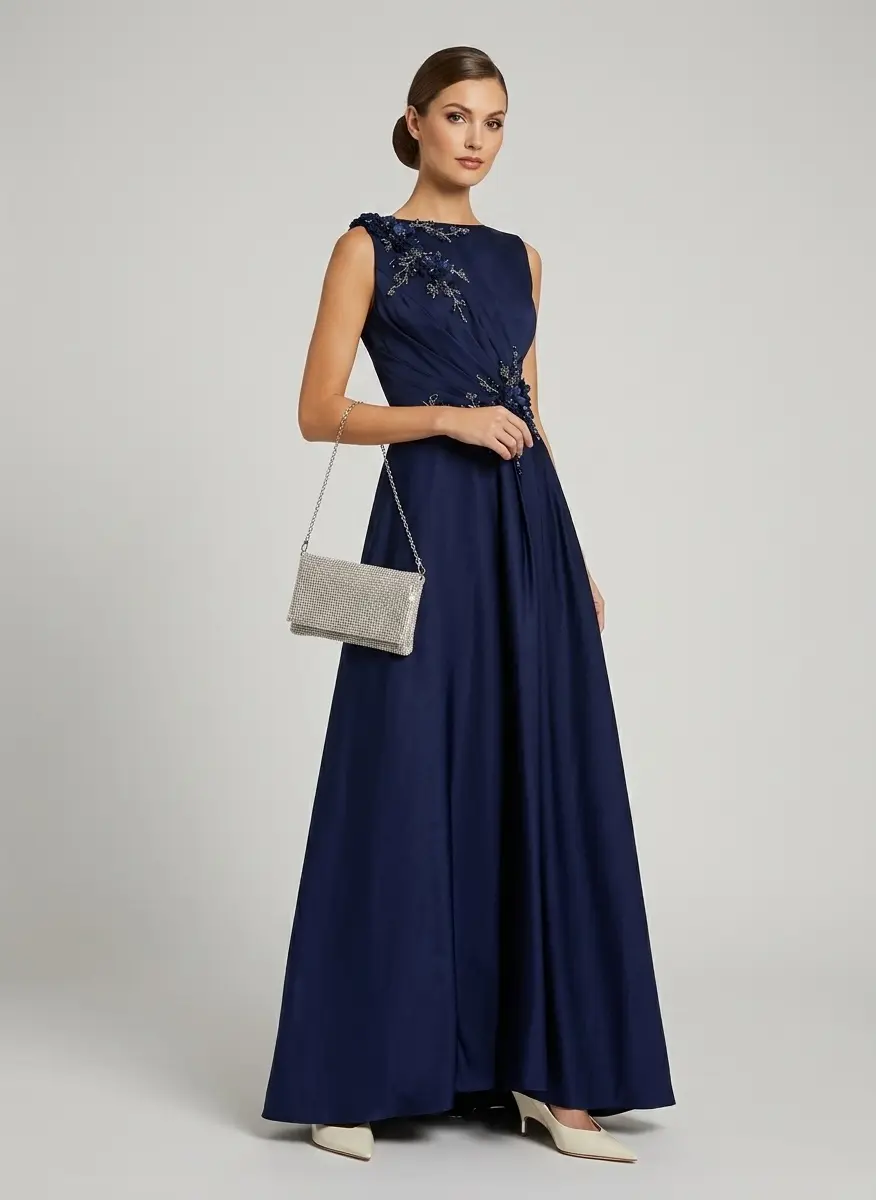 Midnight Contrast Formal