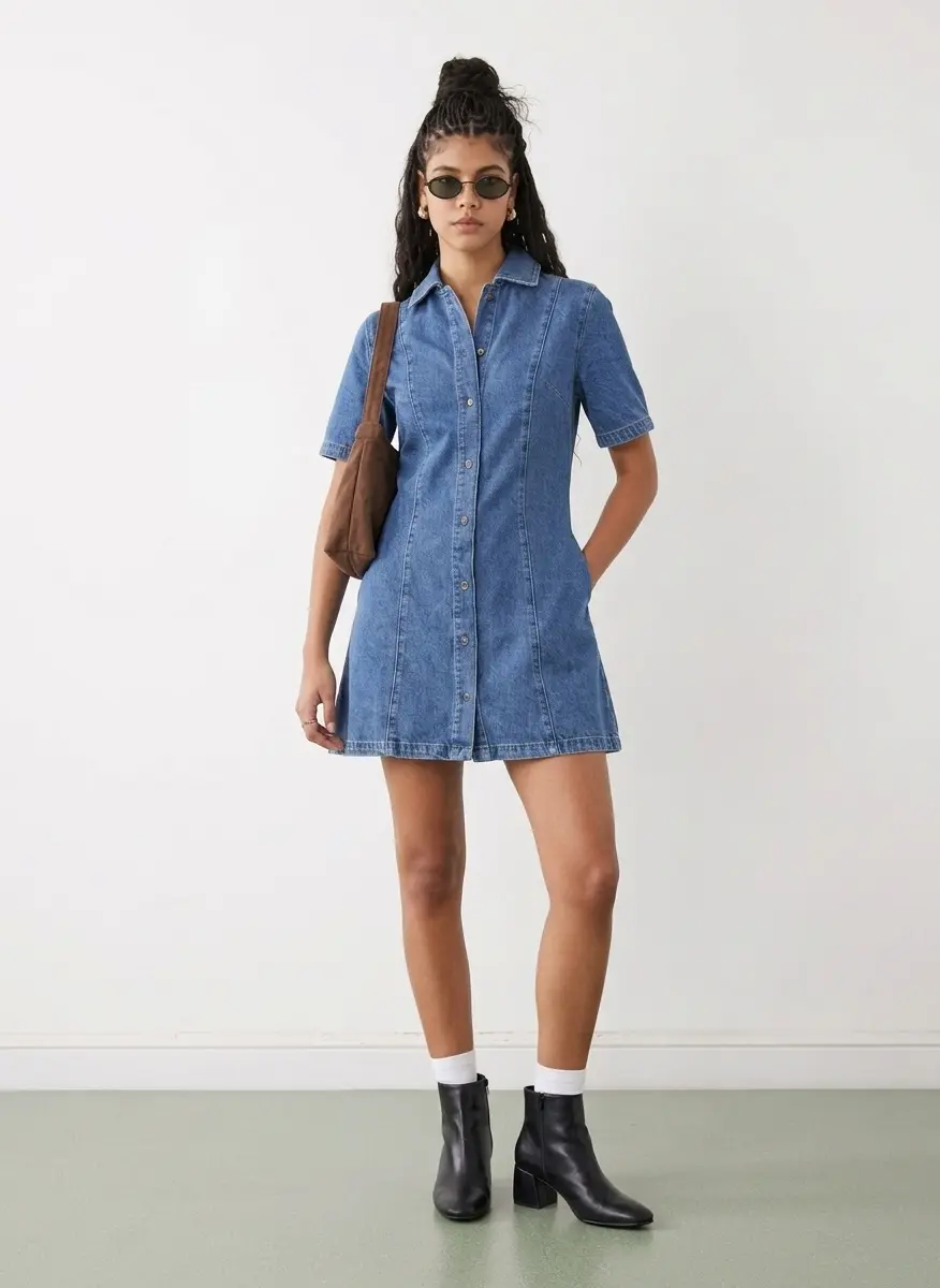 Urban Chic Minimalist