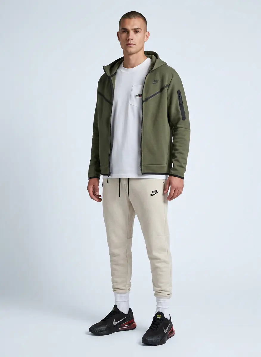 Tech Fleece Essential