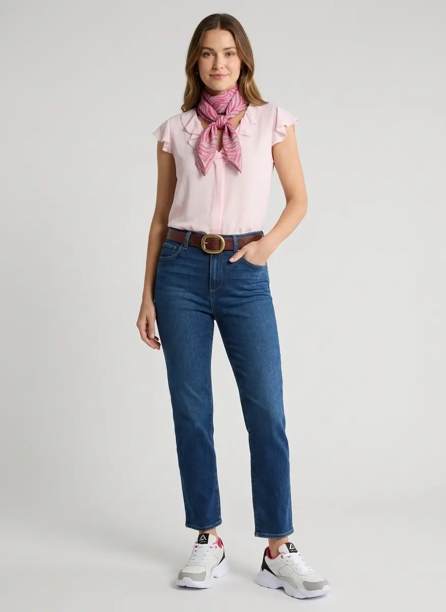 The Casual-Chic Weekend