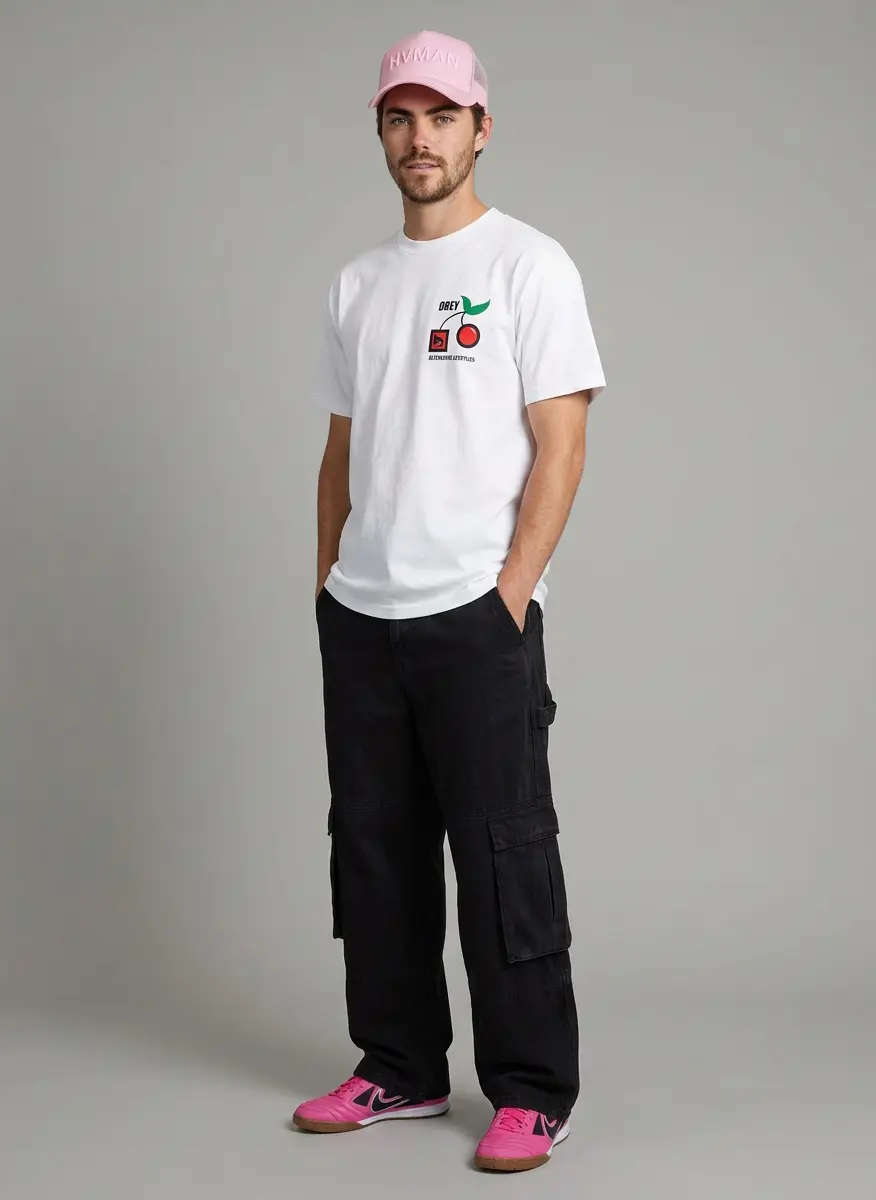 Urban Streetwear Explorer