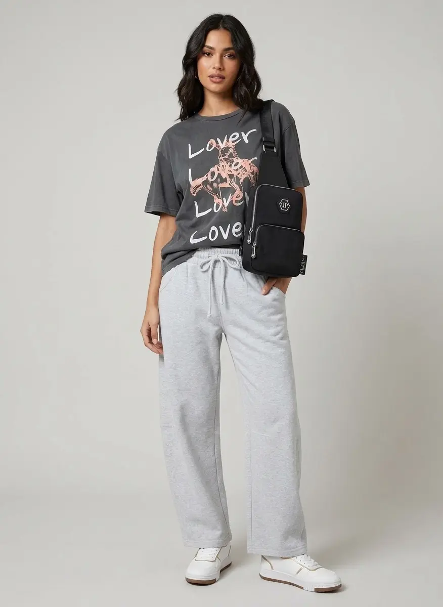 Modern Streetwear Minimalist