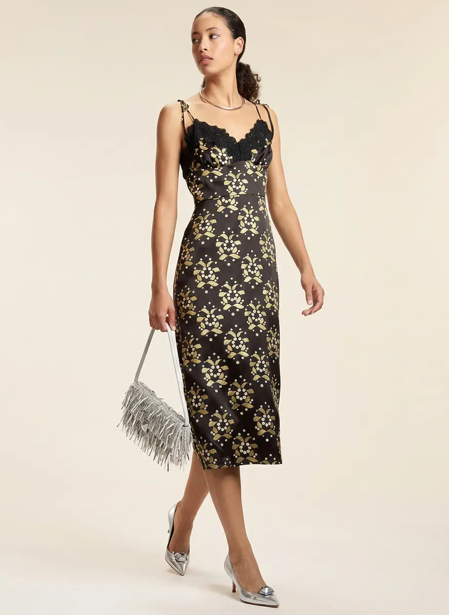 Luminous Evening Sophistication