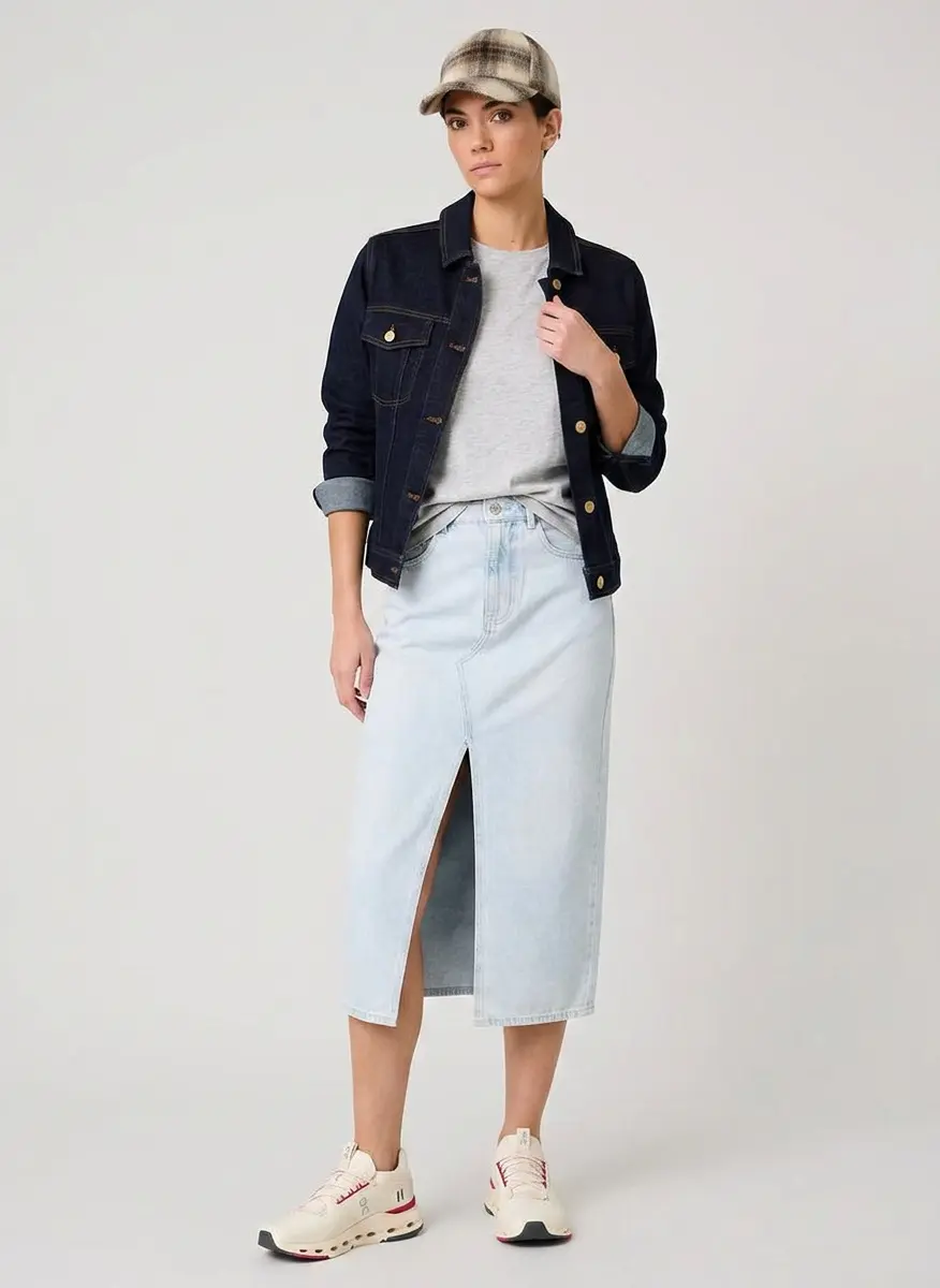 Athleisure Weekend Explorer