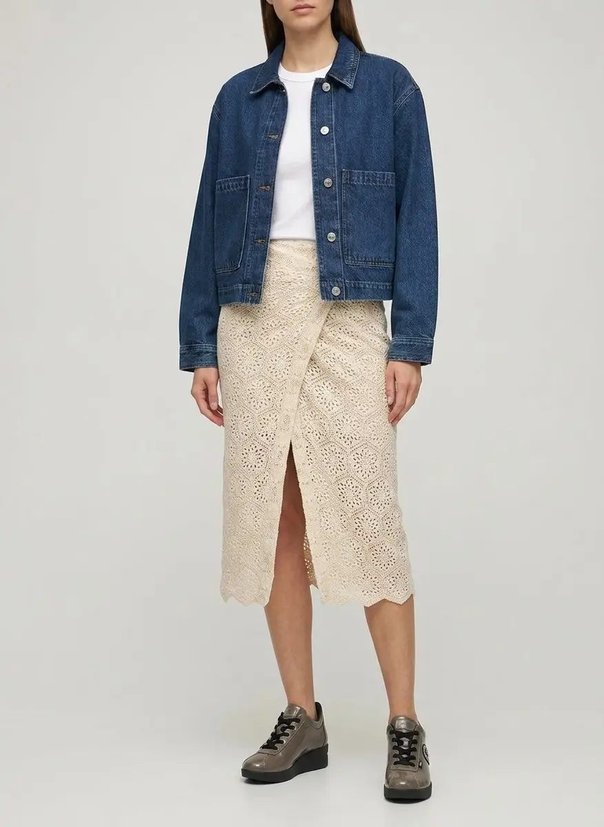 Chic Feminine Comfort