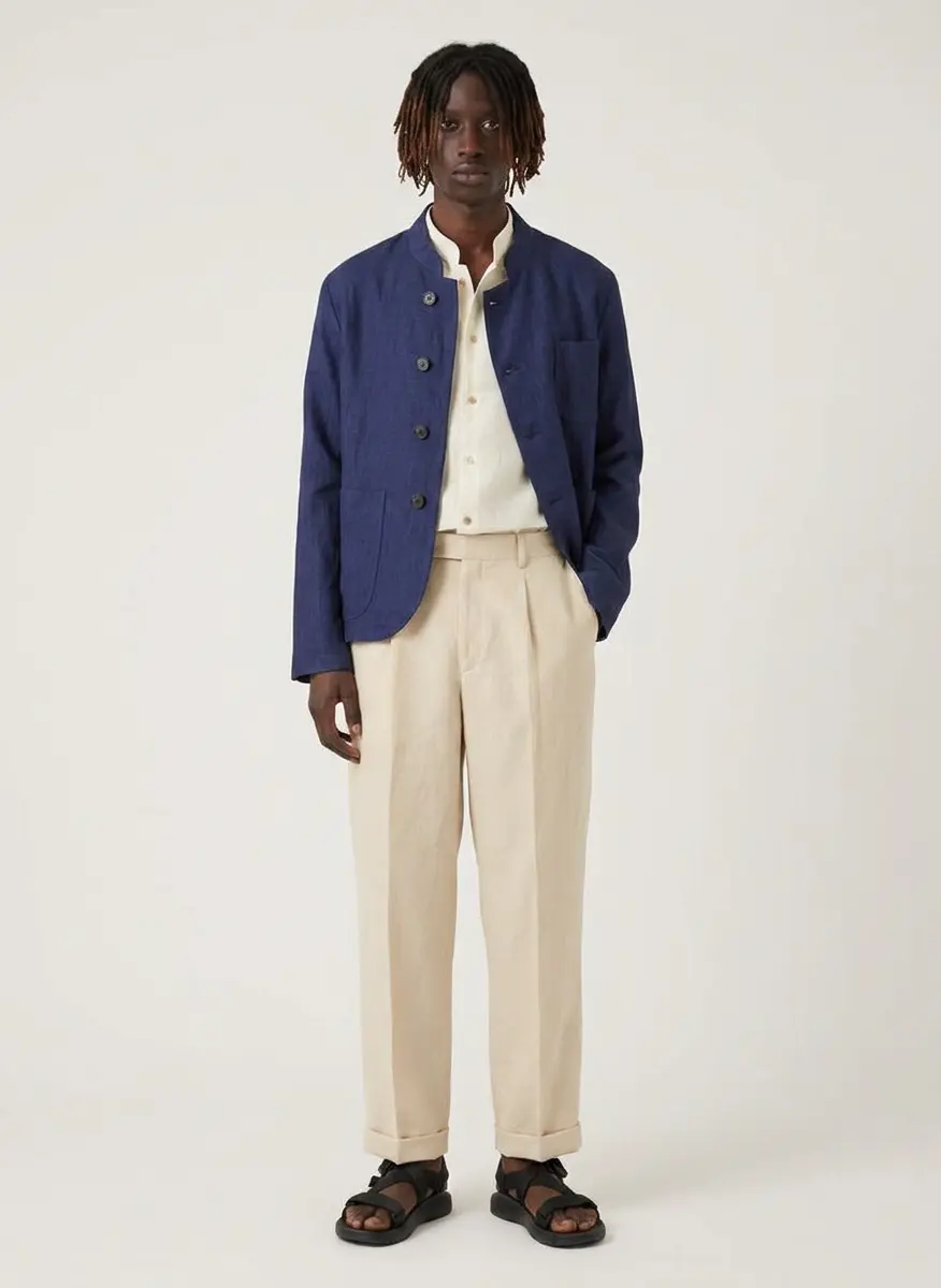 Relaxed Coastal Minimalist