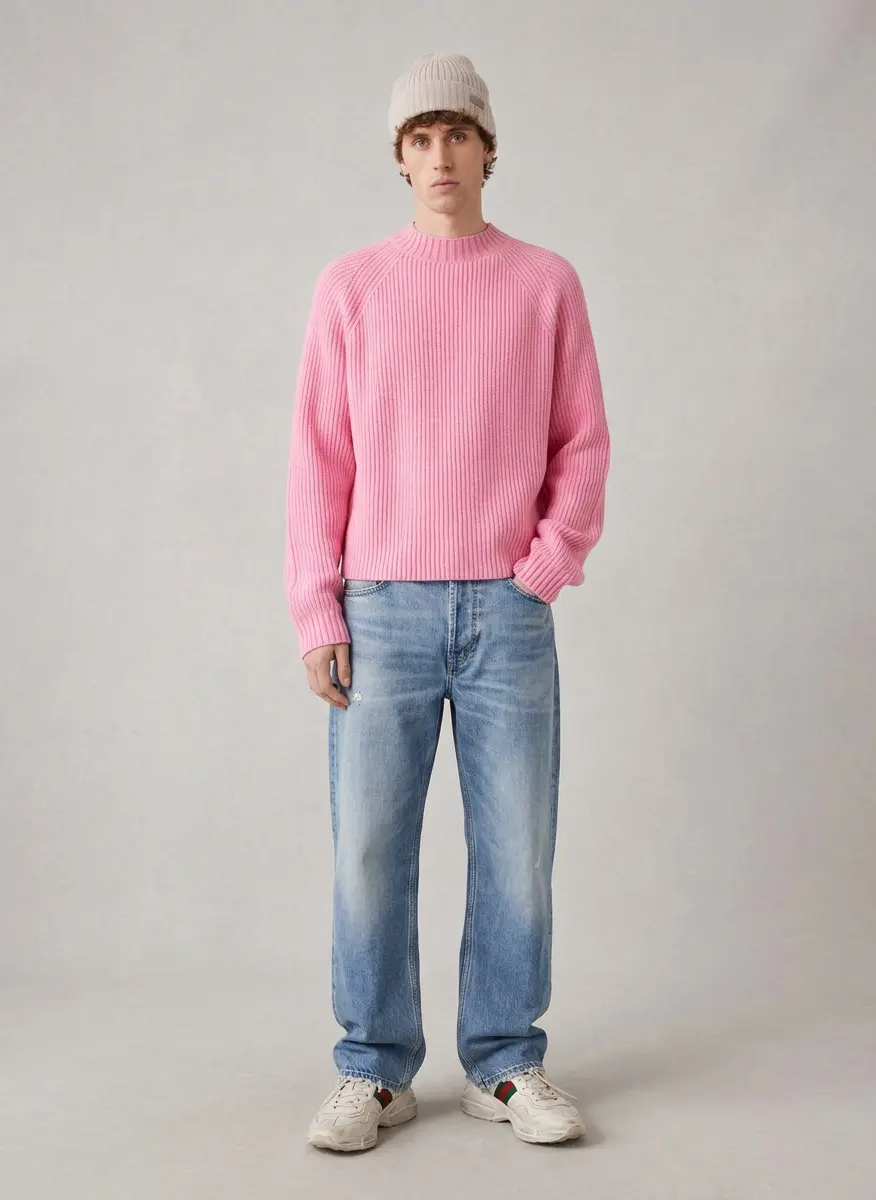 Designer Minimalist Chill