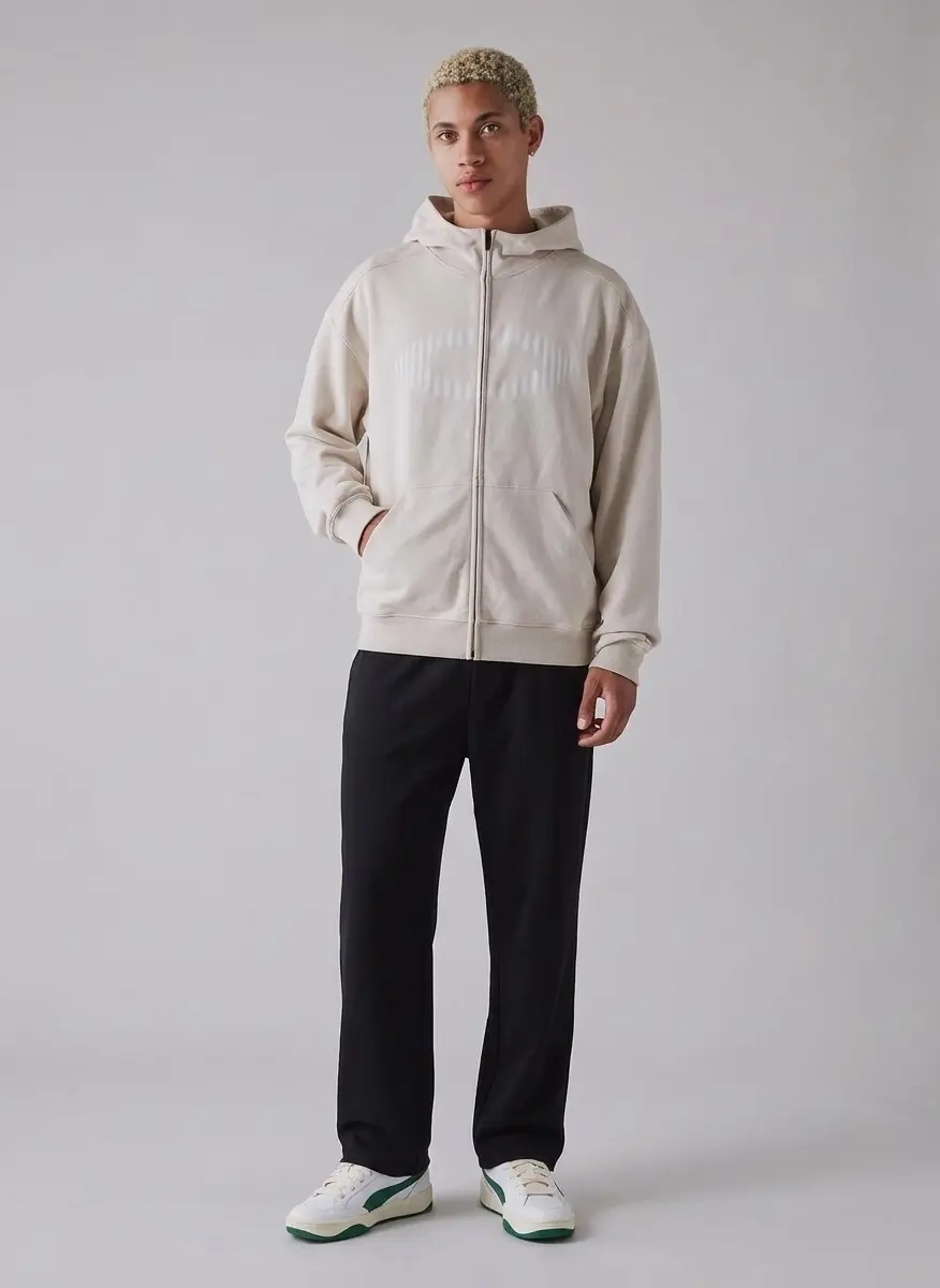 Athletic Layered Essential