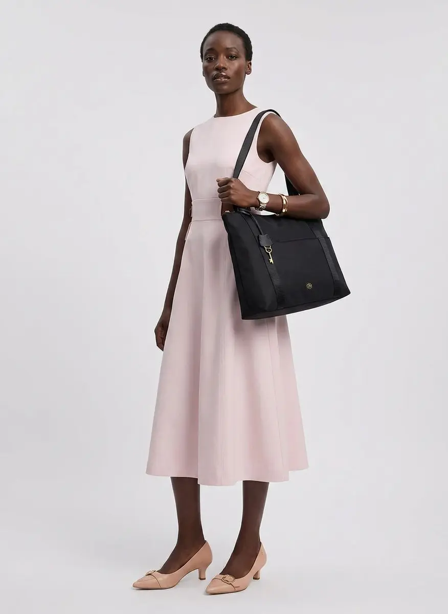 Modern Sophisticate Evening