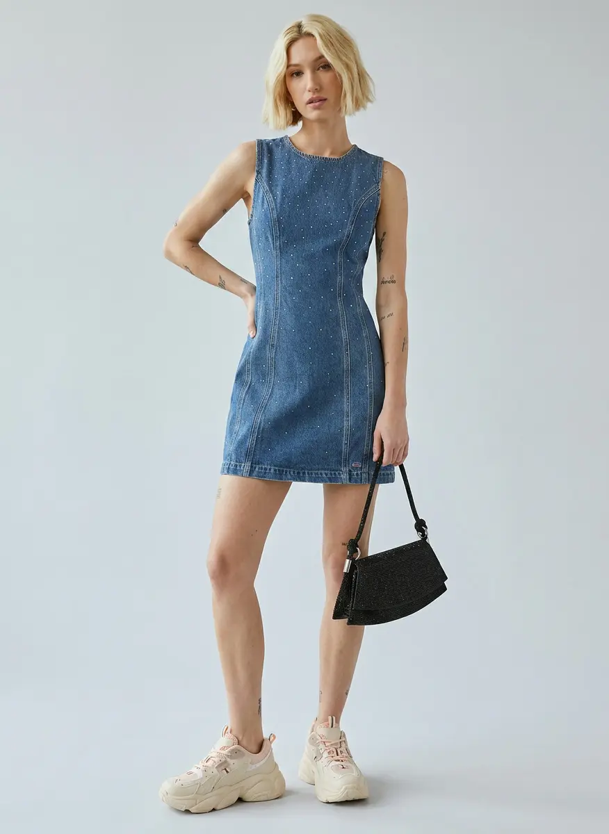 Casual Retro Chic