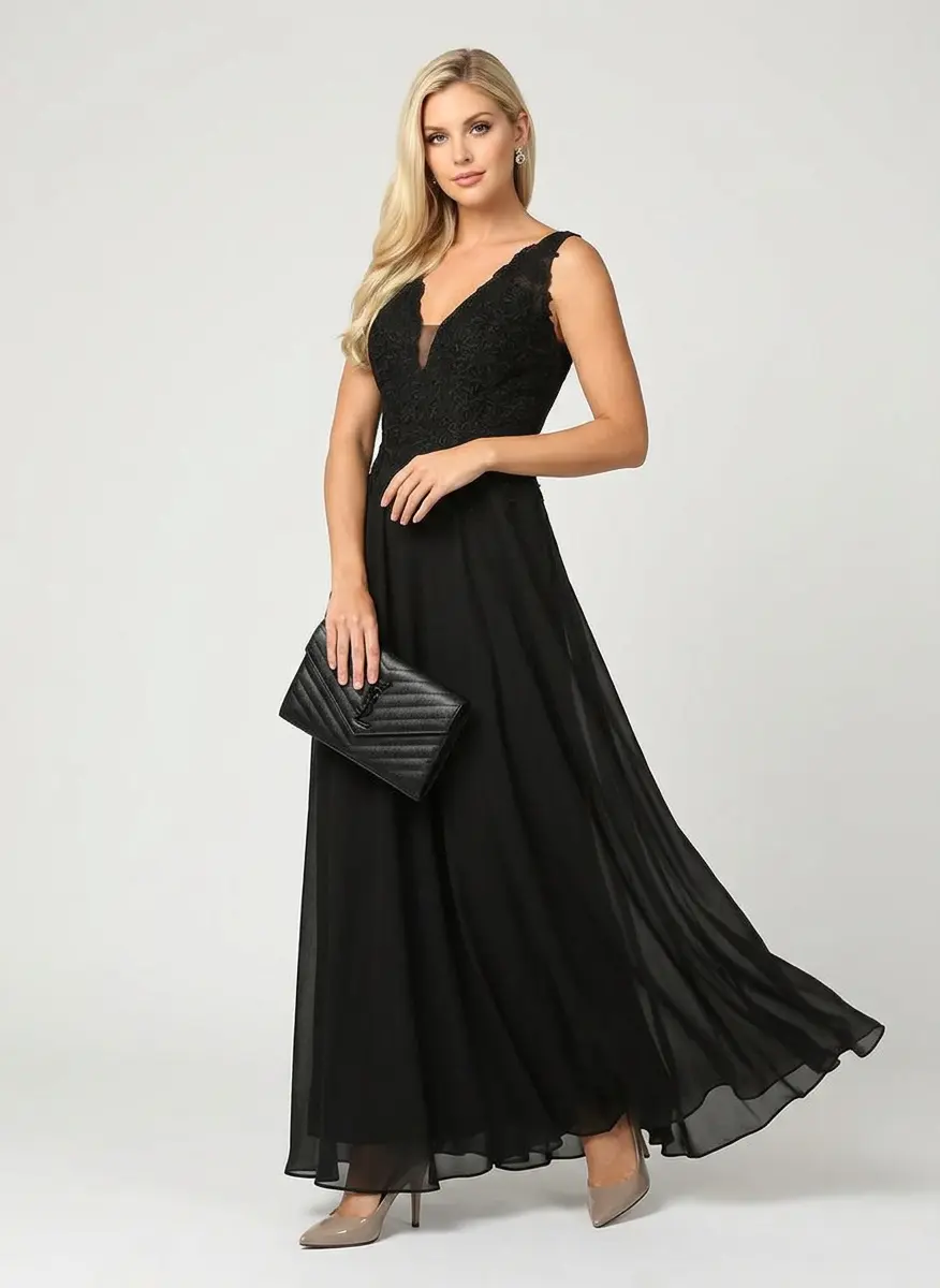 Classic Noir Sophisticate