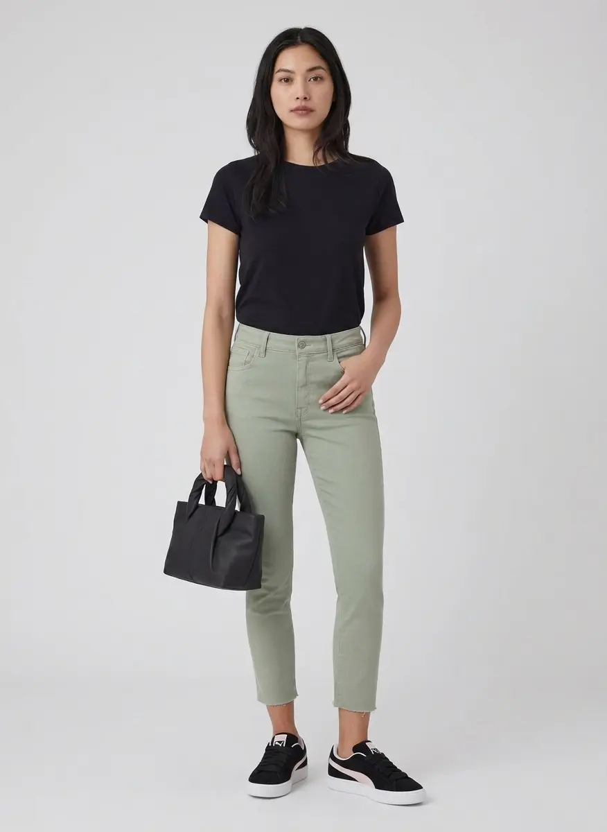 Monochrome Minimalist