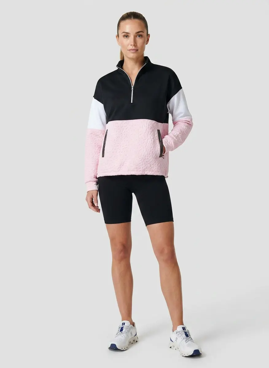 Sporty Summer Minimalist