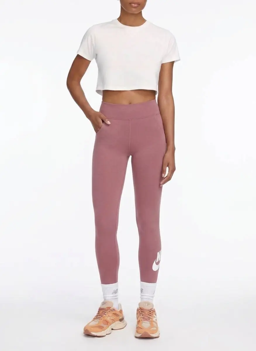 Urban Athleisure Minimalist