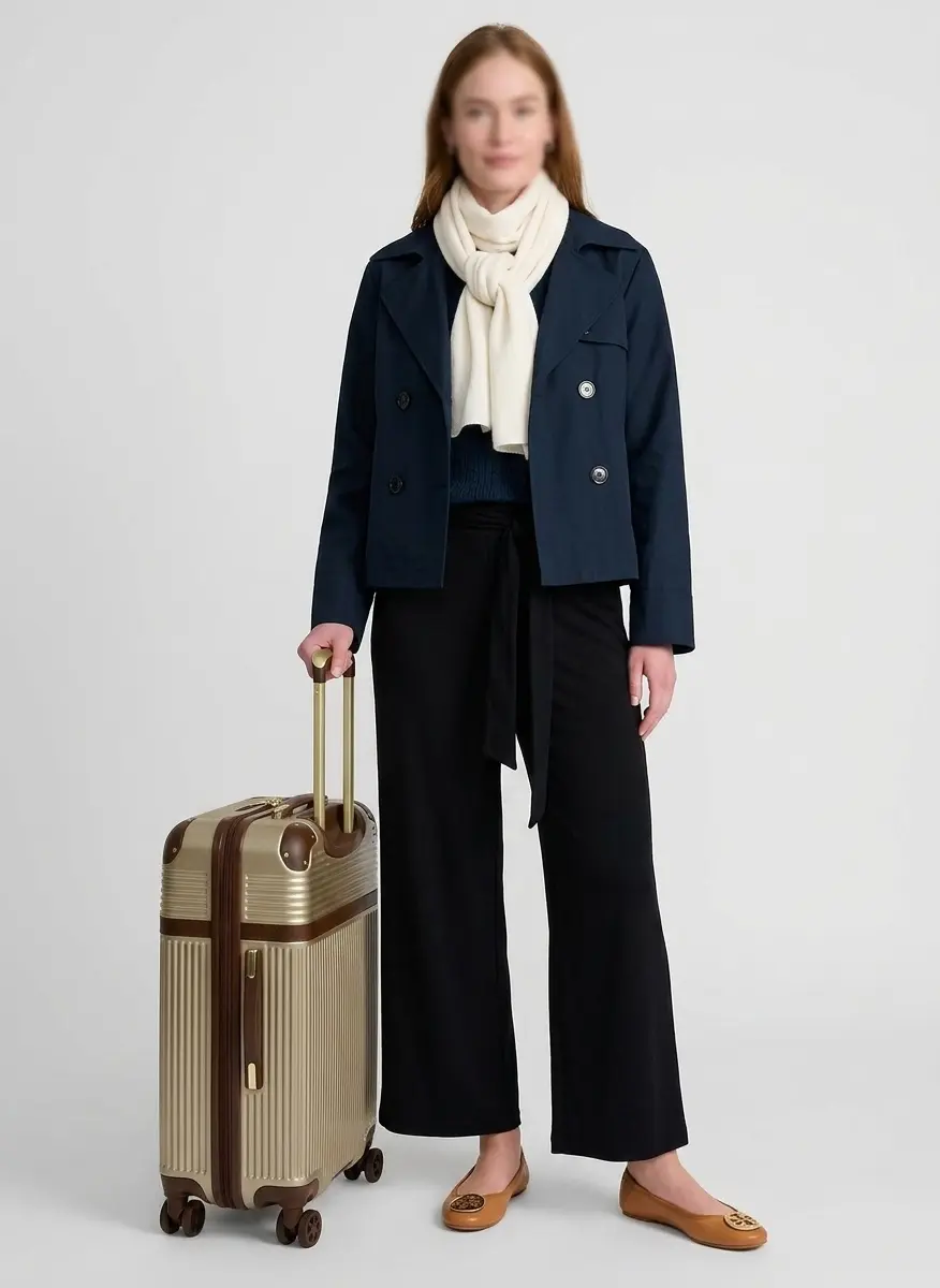 Sophisticated Jetsetter