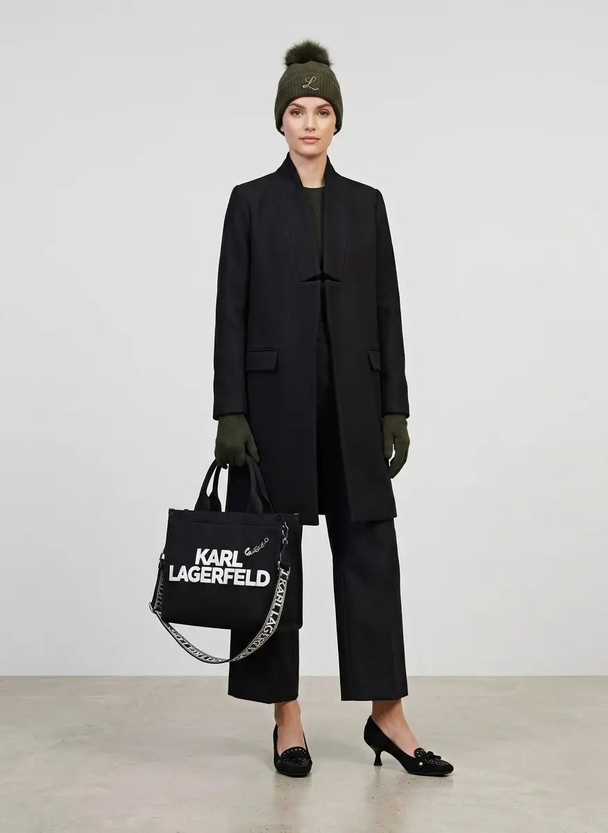 Monochrome Professional Chic