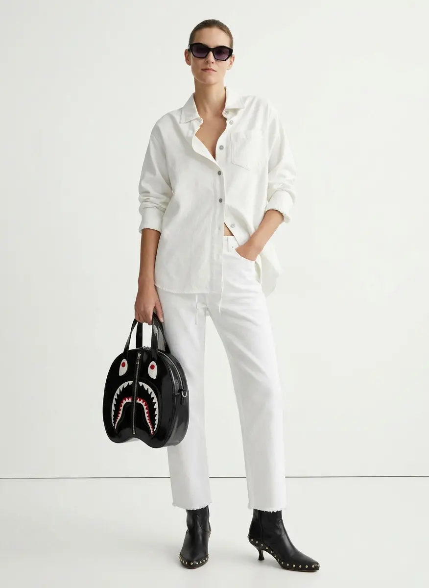 Monochrome Minimalist