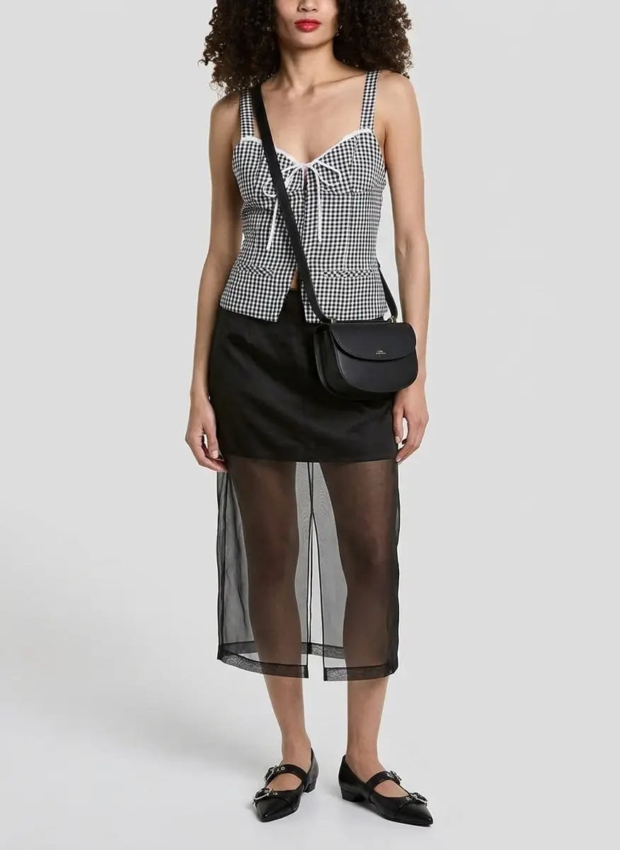 Modern Textural Contrast