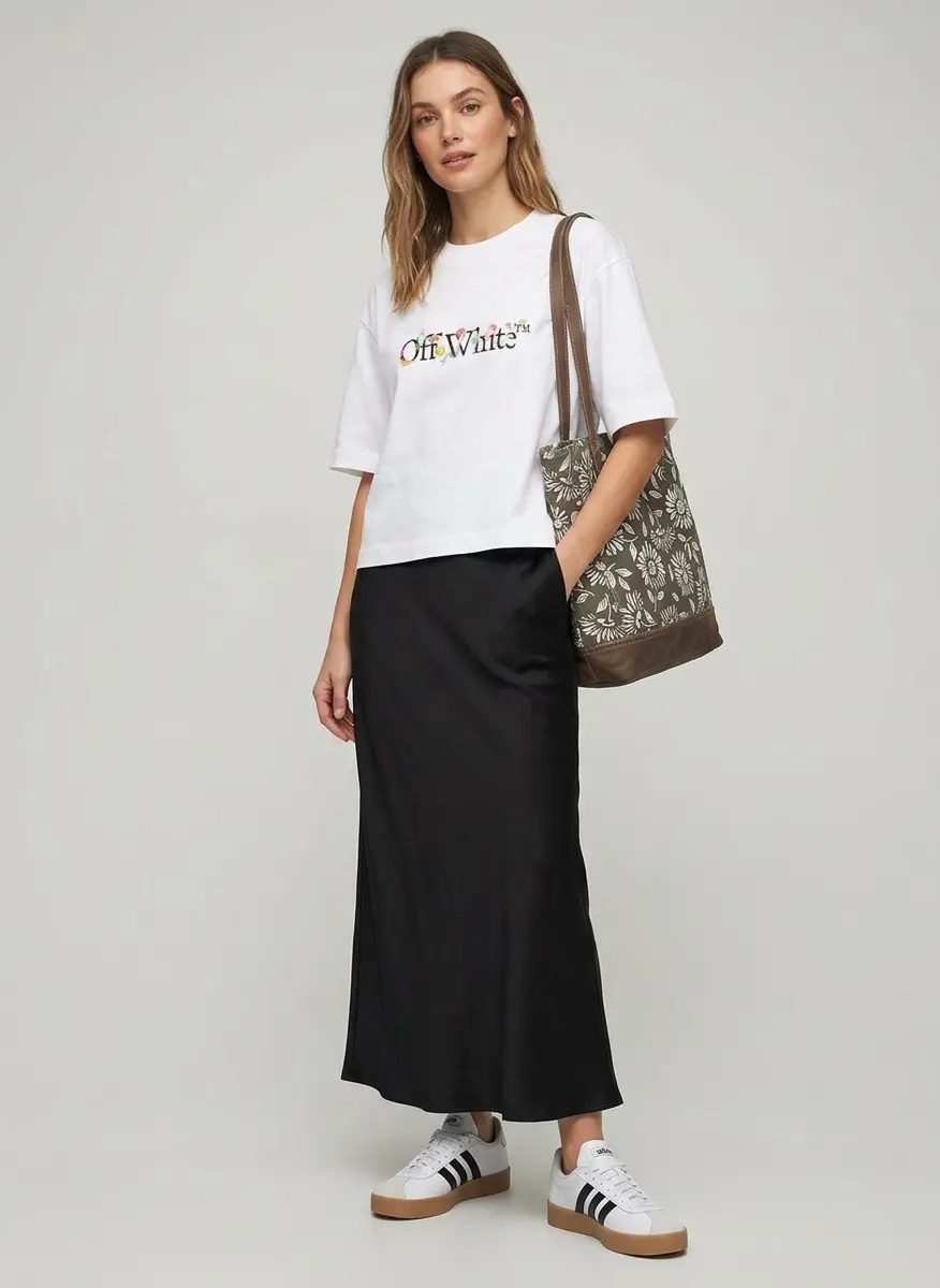 Refined Casual Contrast