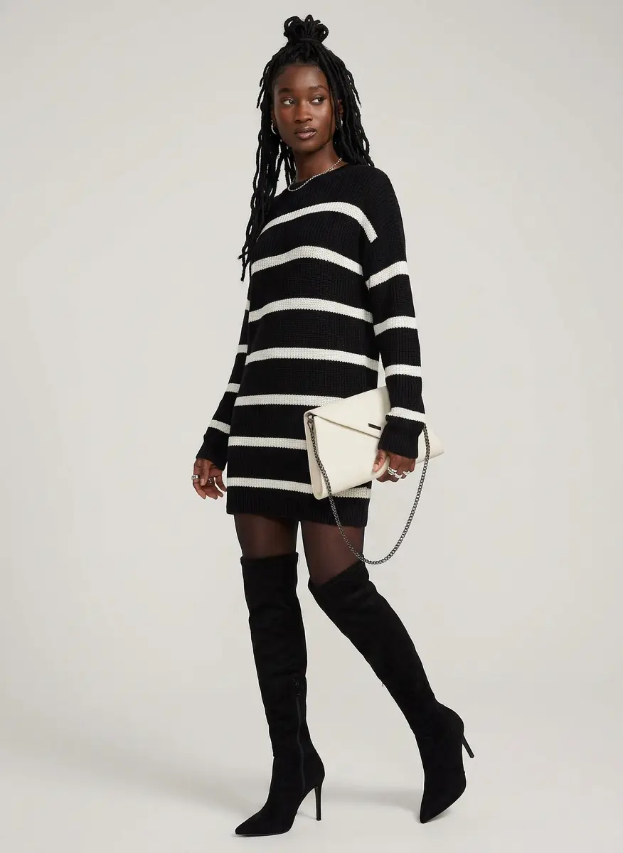 Chic Oversized Contrast
