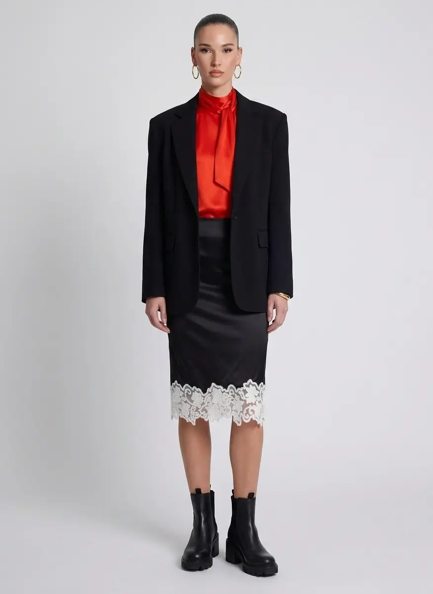 Chic Workday Texture