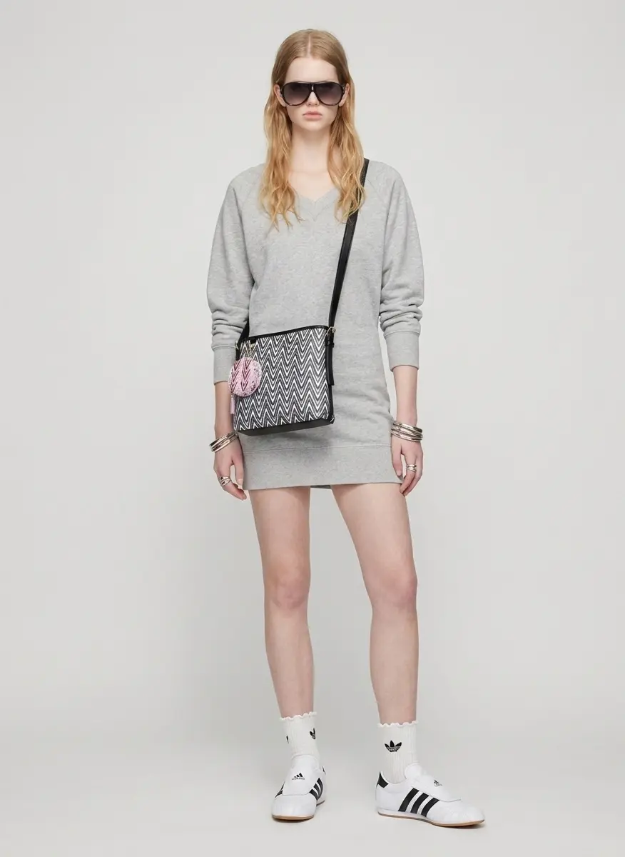 Urban Sporty Minimalist